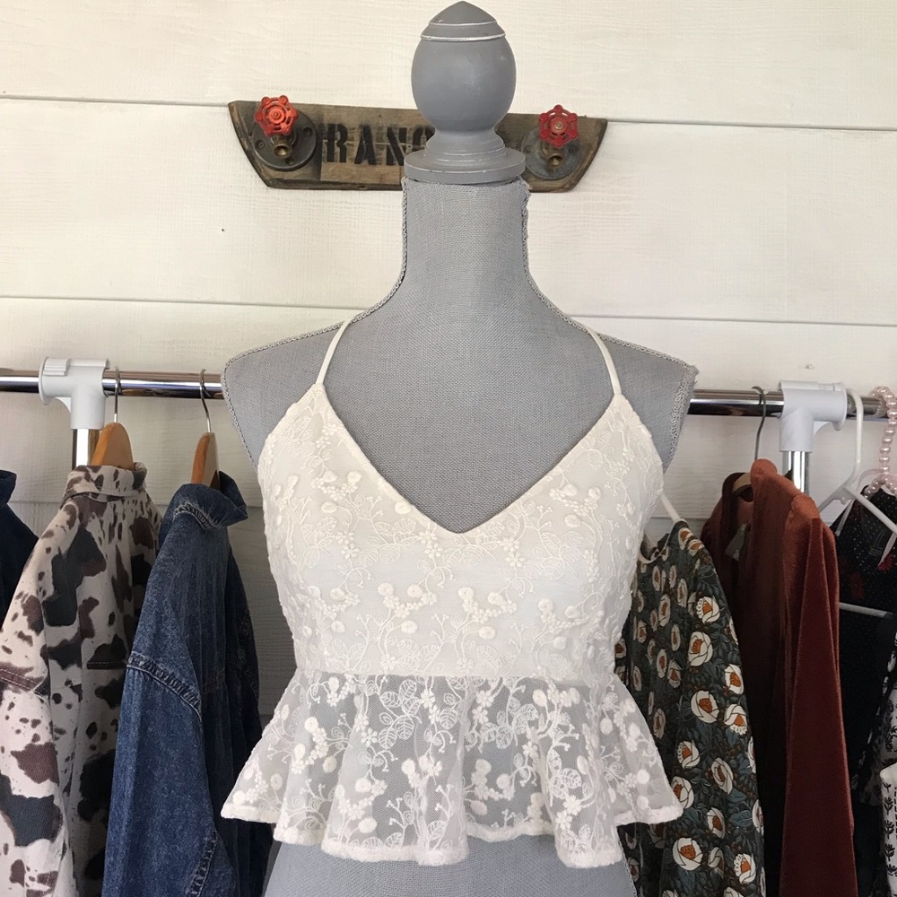 Forever 21 NWOT white lace shabby chic crop top women size small